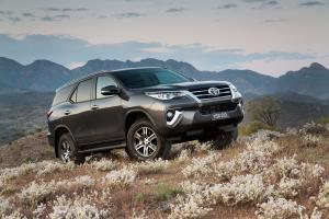 Toyota Fortuner GXL (AN160) (AU) '2015